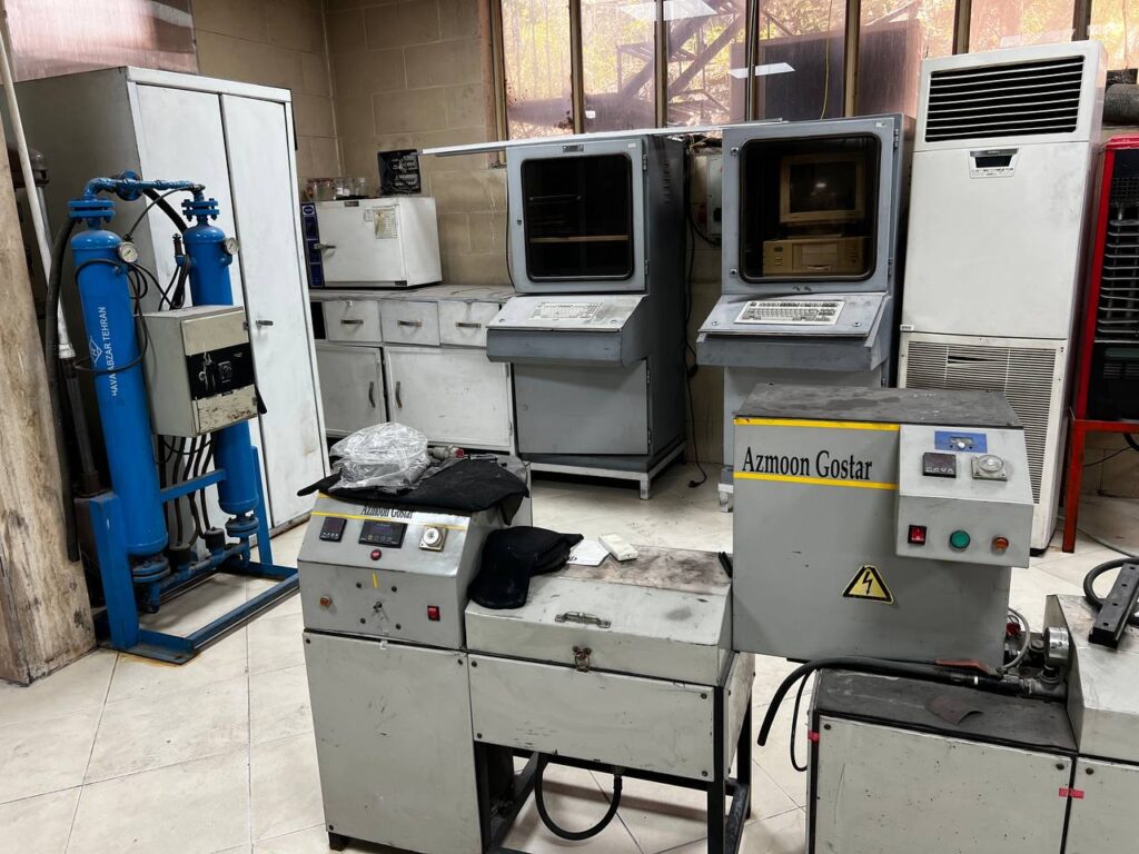 آزمایشگاه تخصصی لاستیک | تست و فرمولاسیون | لاستیک سازی کاشان